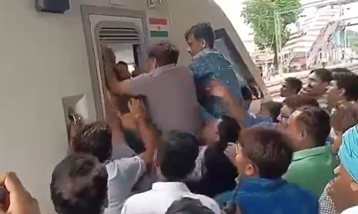 Daily conflicts between loco pilots over vande bharat train operating agra udaipur route ckm