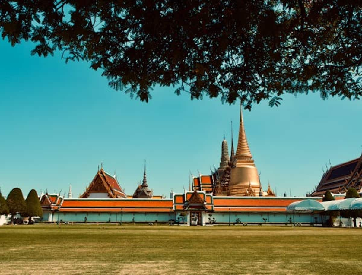 Travelling to Thailand? 7 things that are prohibited by law to bring in or out of the country sgb