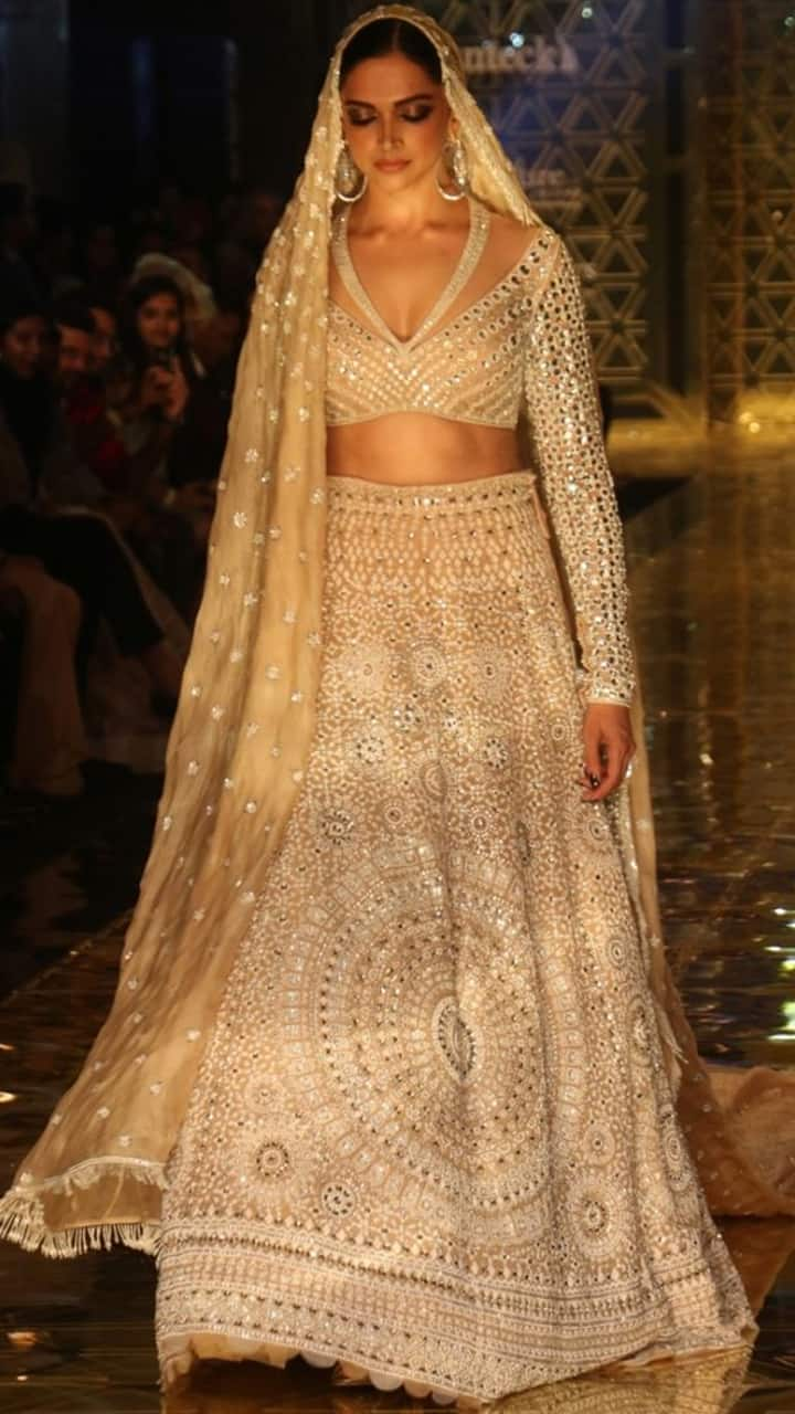 Deepika Padukone-Inspired lehenga styles perfect for tall women NTI