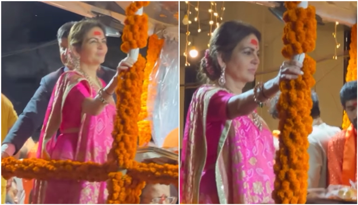 Ganpati Bappa Moreya...', Nita Ambani chants; distributes sweets during Ganpati Visarjan [WATCH] ATG