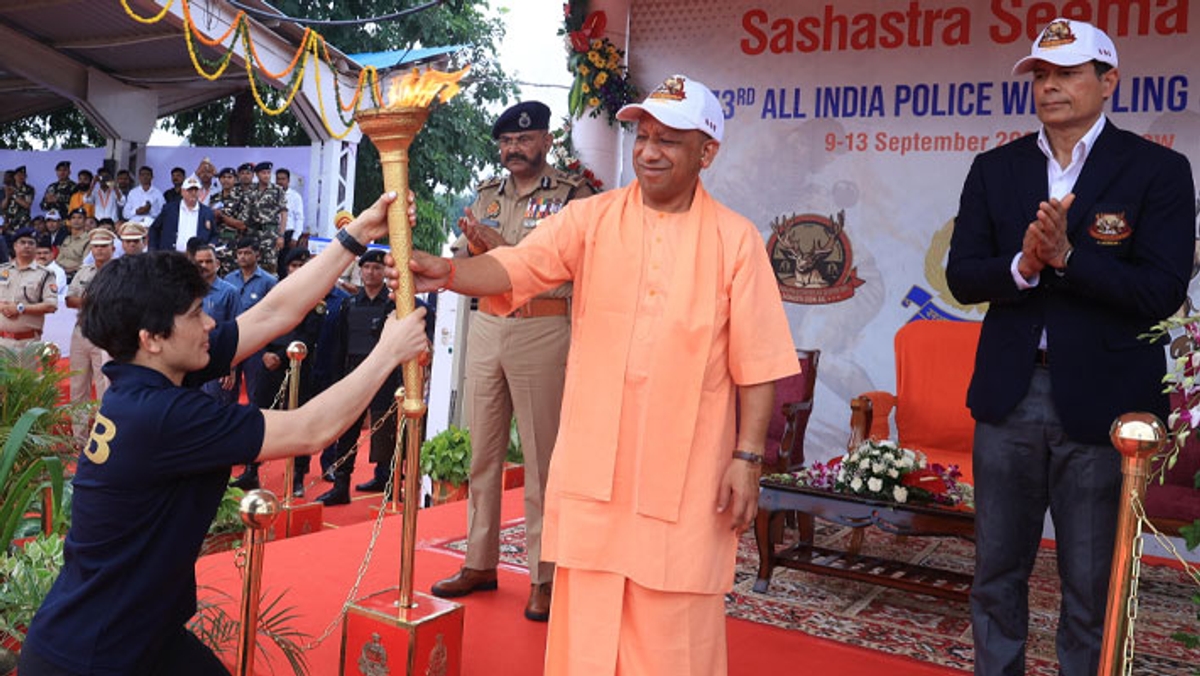 A healthy body is key to building a capable society and a strong nation: CM Yogi Adityanath-dee