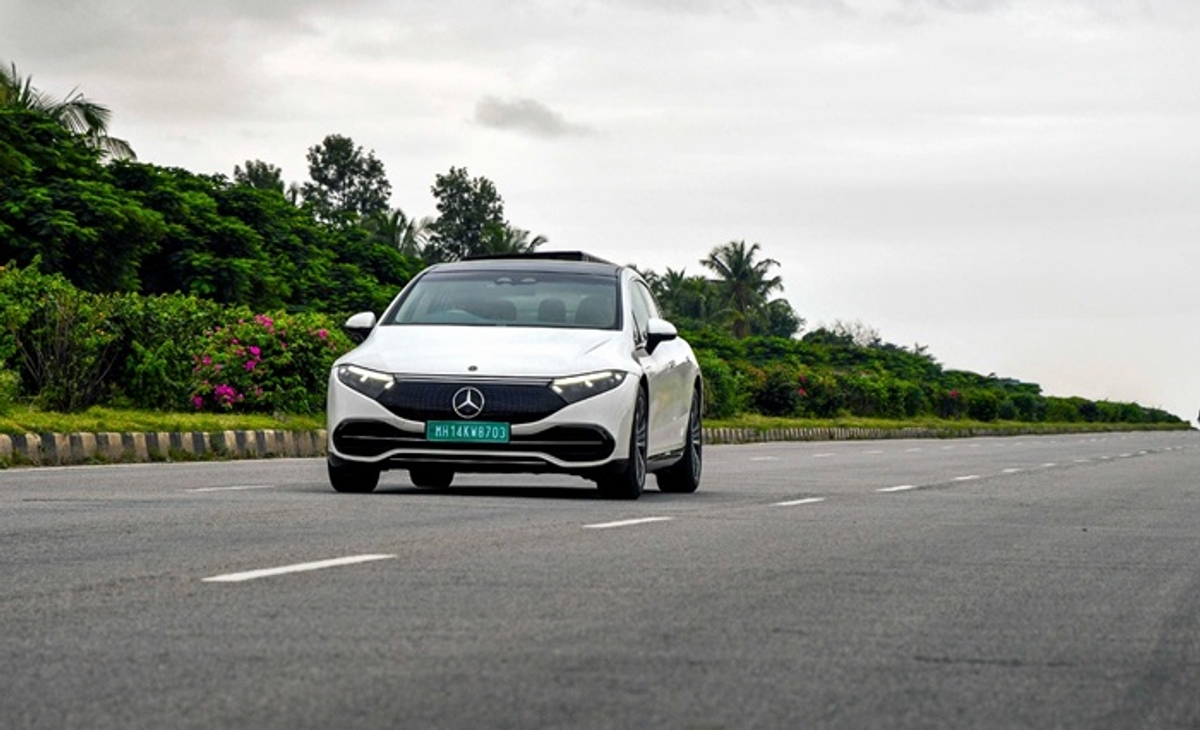 Auto car India Mercedes benz eqs 580 travels 948km range on single charge create Guinness record ckm