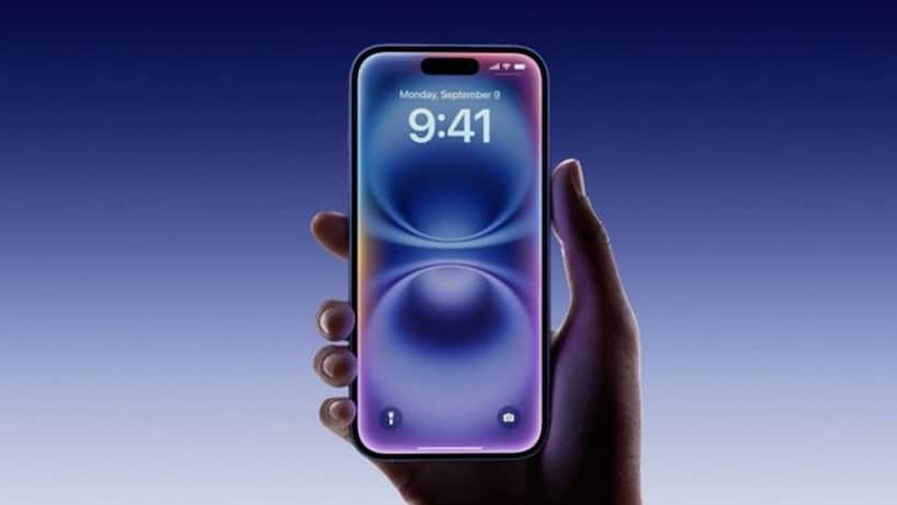 'Still waiting... let us know when it folds': Samsung takes jab Apple's iPhone 16 series with a cheeky dig