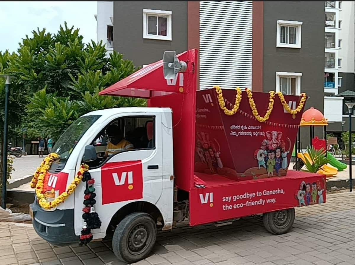 VI celebrate ganesh visarjan with bengaluru residence offers truck for idol immersion ckm