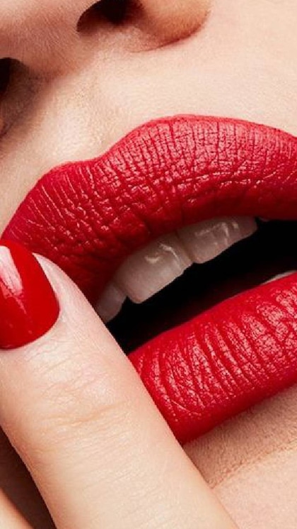 5 EFFECTIVE home remedies to get pink lips naturally