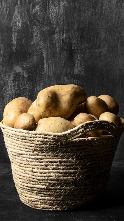 Why do potatoes turn black?