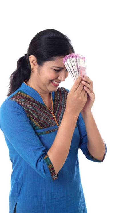 <p>RBI के नियमों के तहत फटे नोट बैंक में बदले जा सकते हैं। जानें नोट बदलने की शर्तें, शुल्क और कितने नोट बदले जा सकते हैं। बैंकों से नोट बदलने के सभी नियम यहां जानें।<br />
 </p>
