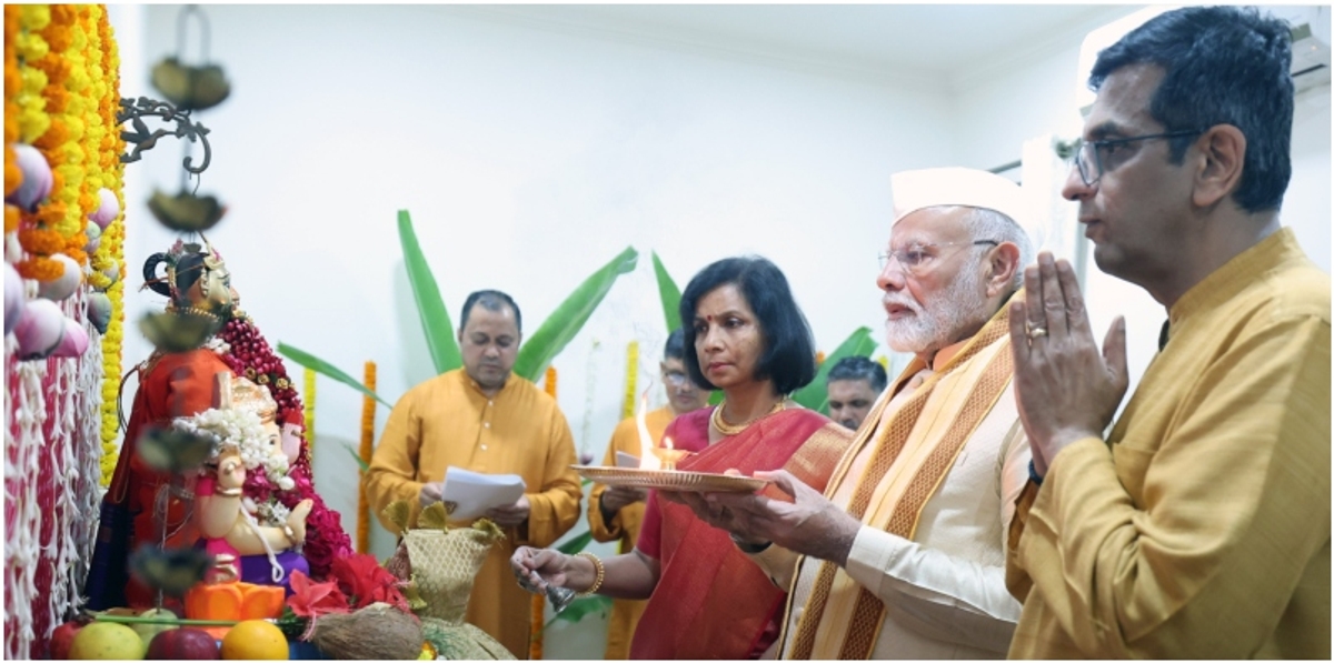 Prime Minister Narendra Modi attends Ganapati Puja at Supreme Court Chief Justice residence