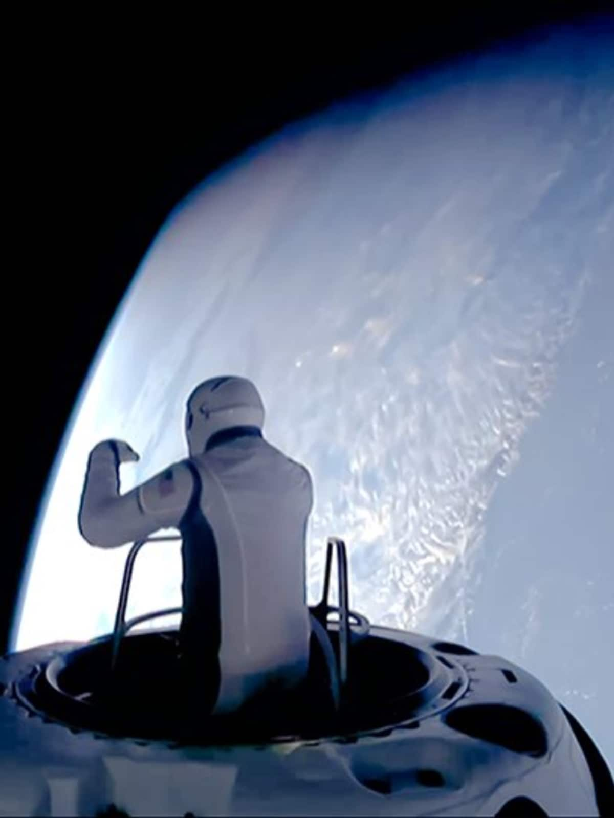 SpaceX and the Polaris Dawn crew have completed the first commercial spacewalk see photos 