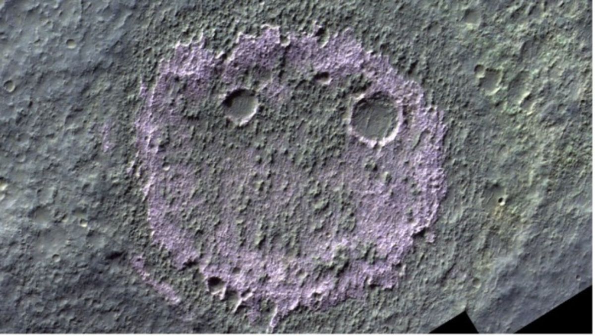 Smiley face mermaid & more: Salt deposits reveals Mars was once covered by water 3.5 billion years ago snt