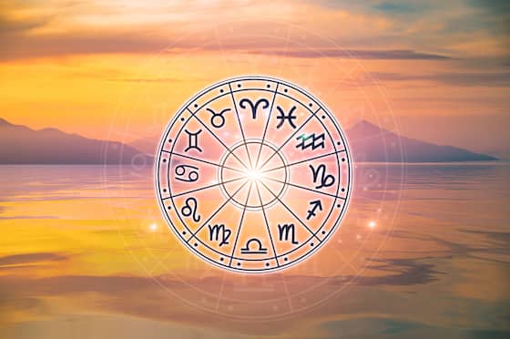 Today Rasi Phalalu: ఈ రాశులవారికి ఆకస్మిక ధనలాభం.. ఉద్యోగంలో ఆశించిన మార్పులు!