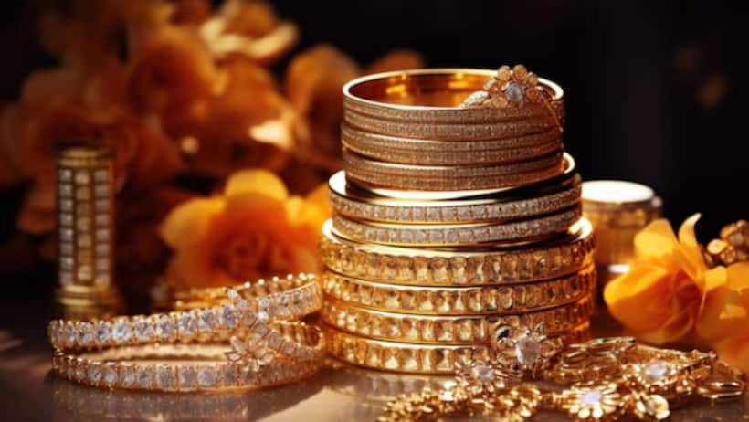Kerala Gold Rate November 5 2024: Gold price of 8 gram DROPS; check details