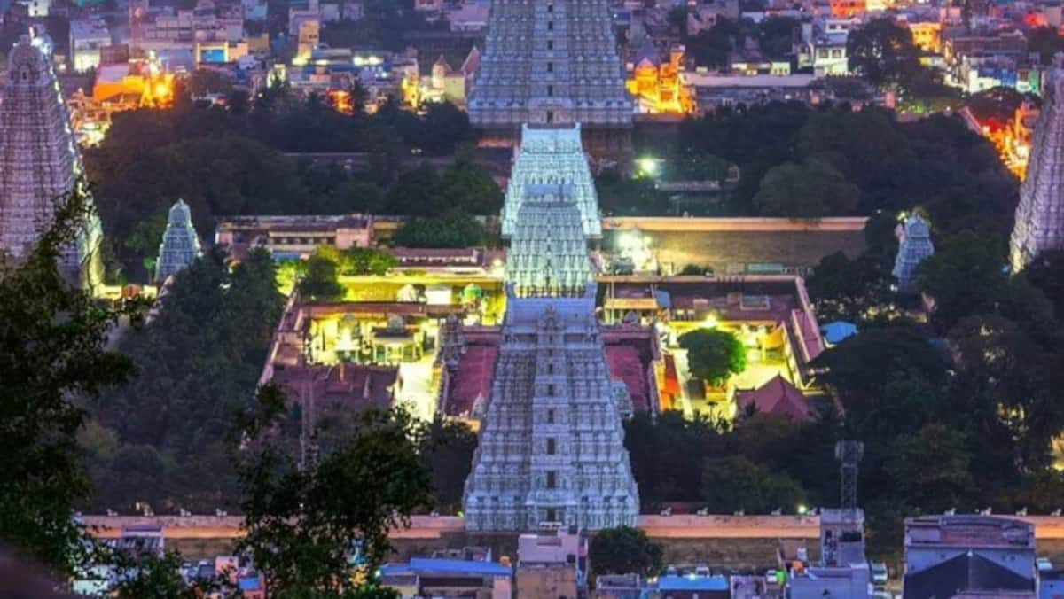 Tiruvannamalai Girivalam: அரசு விடுமுறை நாளில் பவுர்ணமி! கிரிவலம் செல்ல  உகந்த நேரம் என்ன? கோவில் நிர்வாகம் அறிவிப்பு!