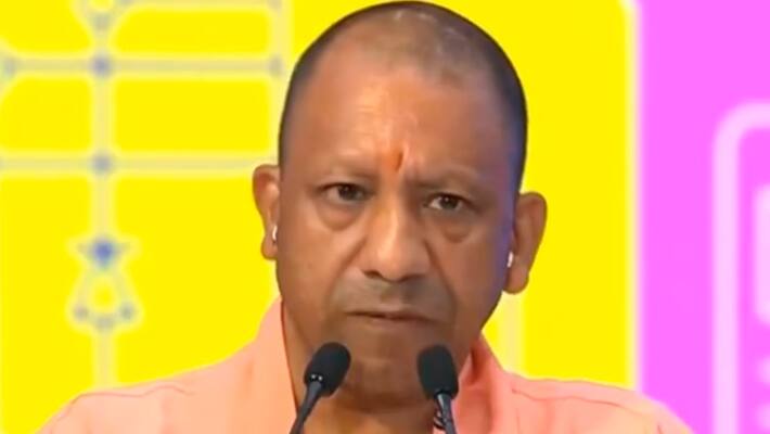 Yogi Adityanath government initiative to give training on better behavior to rontline staff of all district hospitals and community health centers
