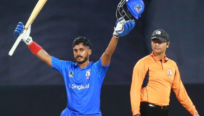 kochi blue tigers won over alleppey ripples by 25 runs