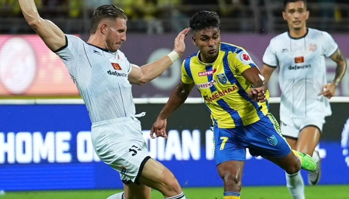 football Kerala Blasters Suffer Home Defeat Against Punjab FC in ISL Opener scr