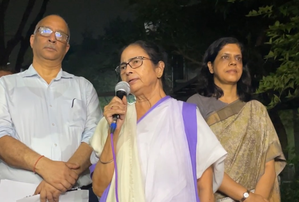 Bengal chief minister Mamata Banerjee agrees three out of four demands raised by protesting doctors