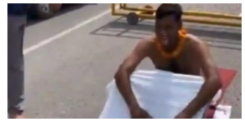 UP 23 year Old Man Arrested For Faking Own Death In Bizarre Prank Video