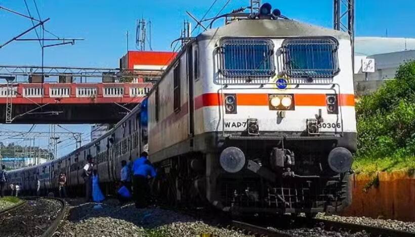 Why railways keep engines running despite long stops?