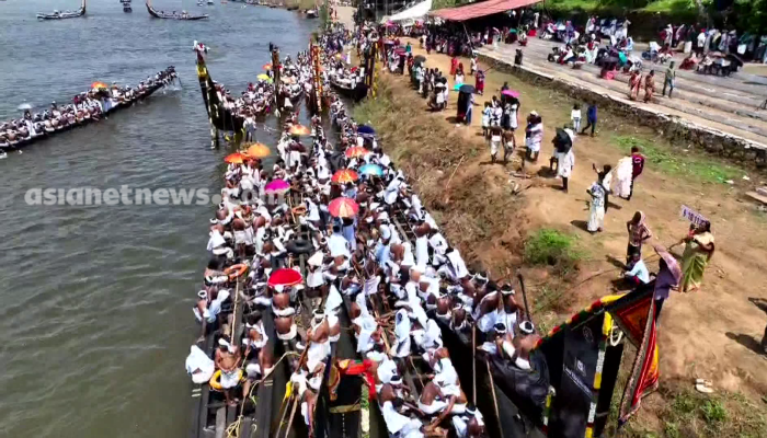 Aranmula Uthruttathi Jalamela begins 