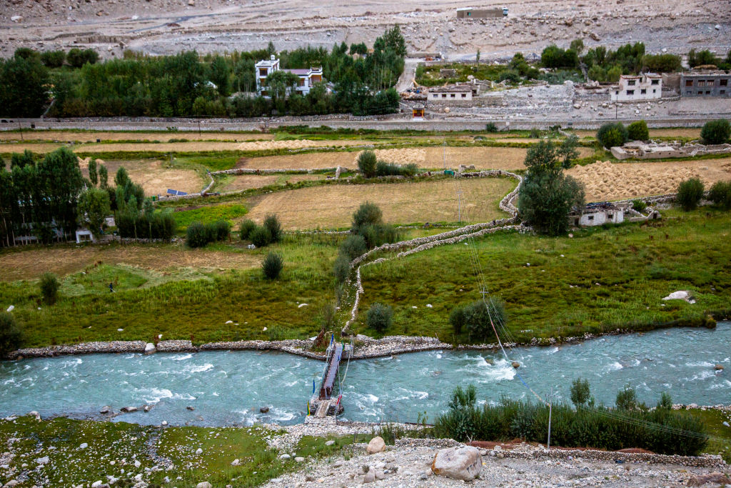 Amid rising tensions, India issues formal notice to Pakistani for review & modification of Indus Water Treaty snt