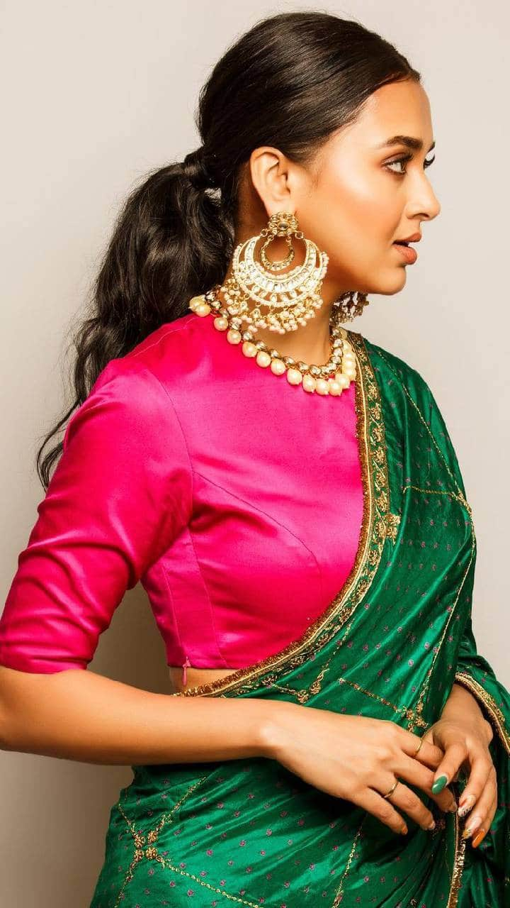 7 Silk Boat Neck Blouse Designs for Sarees: Navratri Style Guide anr