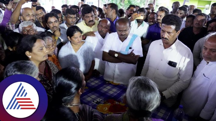 union minister hd kumaraswamy visited nagamangala rav