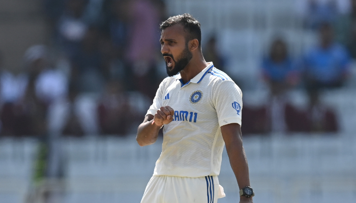 cricket IND vs BAN 1st Test Day2: India pacer Akash Deep knocks off stumps in back-to-back deliveries (WATCH) scr