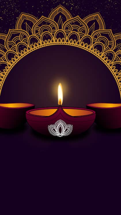 <p>दिवाली के दिन नाखून काटना, बाल काटना या शेविंग करना अशुभ माना जाता है। इससे दरिद्रता आने की संभावना रहती है।</p>
