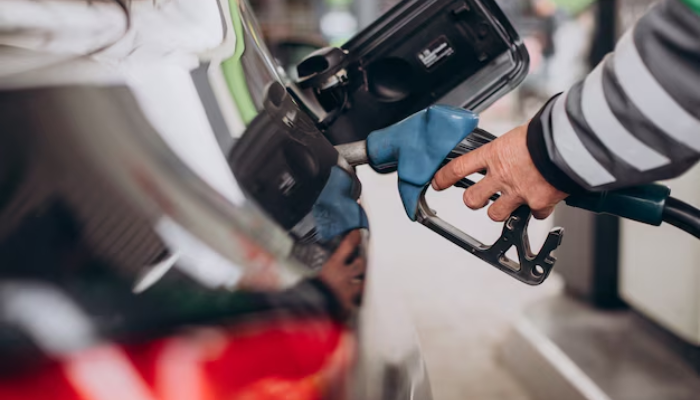 Petrol diesel prices for September 23 announced: How much it costs in your city? gcw