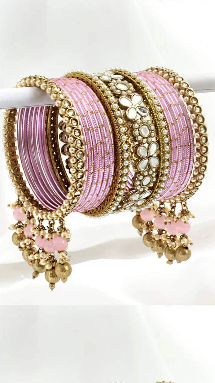 Karva Chauth 2024: Sparkling mirror bangle designs ATG