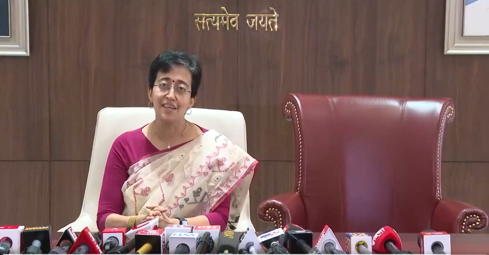 'Will work as CM like Ramayana's Bharat': Atishi equates Kejriwal to Lord Ram; BJP calls it 'drama' (WATCH) shk