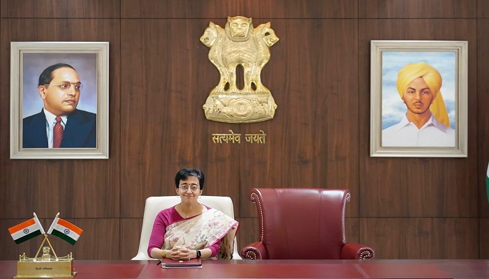 Atishi Marlena taken charge as the Chief Minister of Delhi grg 