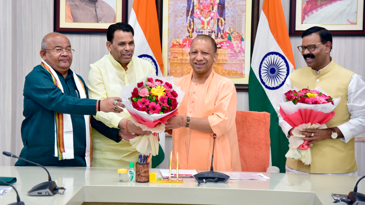 UP CM Yogi Adityanath special meeting with backward classes commission delegates sgb