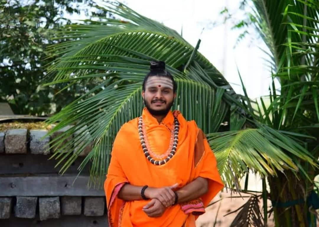 Famous Lingayat Swamiji accused of sexual harassment victim missing sat