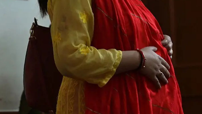 Buxar News Husband beats pregnant wife badly