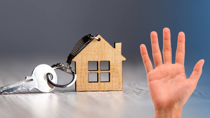 palmistry-lines-which-tell-who-will-get-parents-property