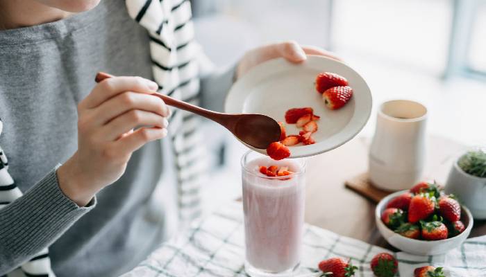 woman fired from office after refused to by breakfast for her supervisor