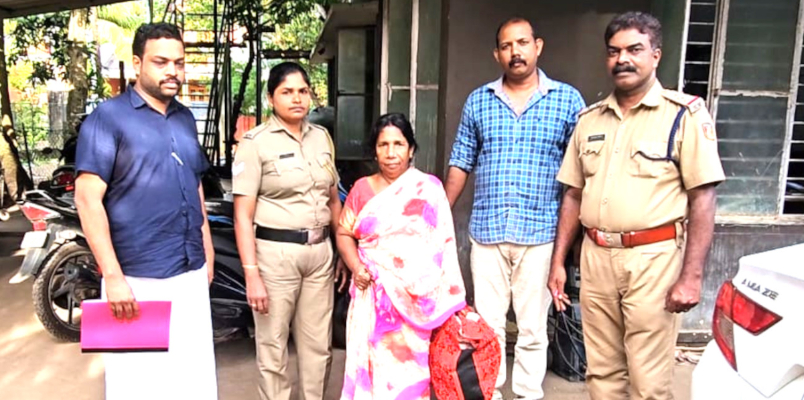 Sukeshini who sought shelter at the police station is now in Gandhi Bhavan