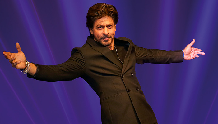 Shah Rukh Khan says he started drinking after Devdas