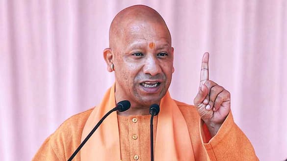 yogi adityanath gives green signal to Grand International Convention Center in Lucknow tvk