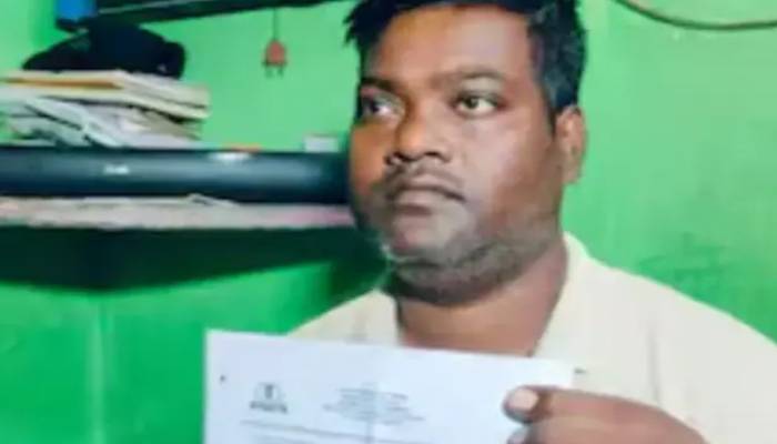 man earns only 10000 per month received two crore income tax notice  