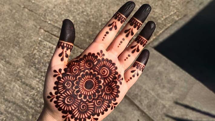 Is it safe to apply mehndi during pregnancy as per astrology in tamil mks