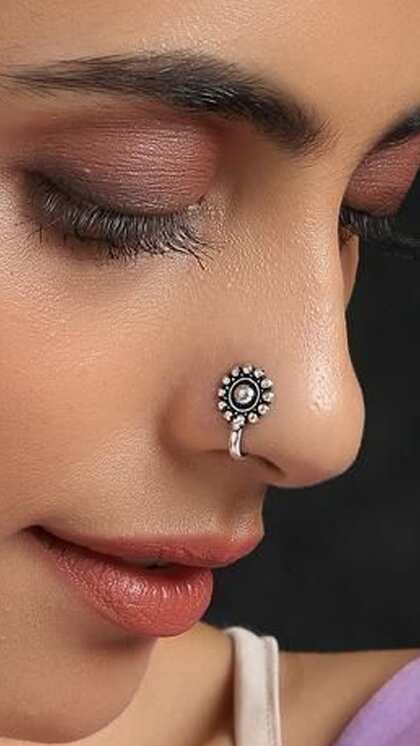 Round Flower Nose Ring