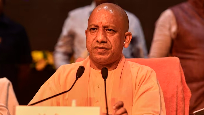 CM Yogi warns of strict action against government officials if people's complaints are not redressed KAK