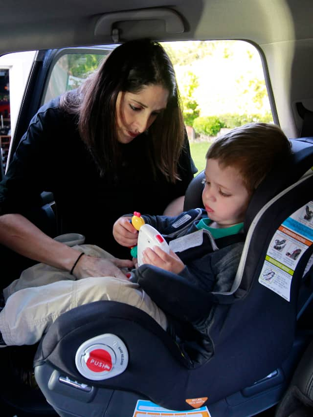 Countries Where Children Are Not Allowed in the Front Seat of a Car mrq