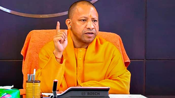 CM-Yogi-seeks-explanations-from-districts-on-complaint-resolution-shortcomings