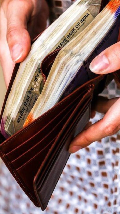 లక్ష్మీదేవి అనుగ్రహం ఉండదు