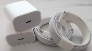 Original and Duplicate iPhone Chargers Difference