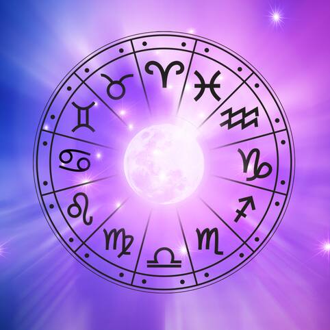 Today Rasi Phalalu: ఈ రాశి వారు బంధు మిత్రులతో డబ్బు విషయంలో చాలా జాగ్రత్తగా ఉండాలి!